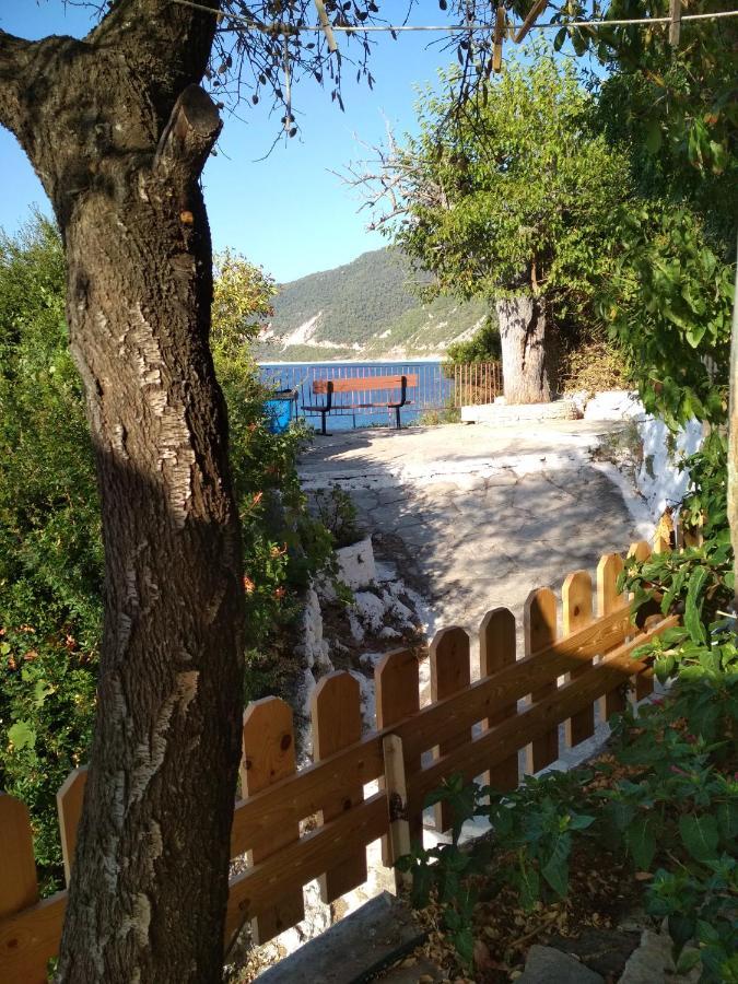 Ostria Hotell Áyios Nikítas Exteriör bild